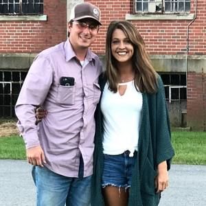 Meet your Posher, Crystal